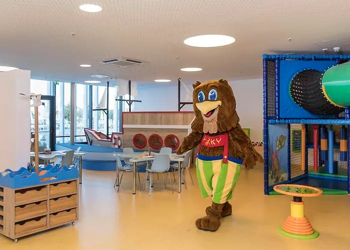 普纳特法肯斯特诺全包式酒店 4*