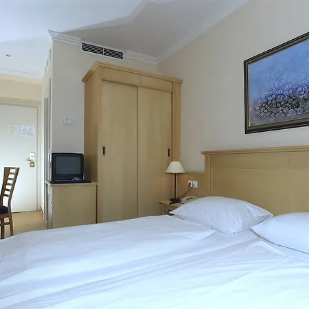Falkensteiner Park 4*